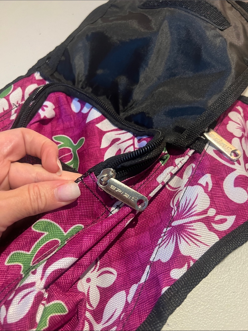 Floral Magenta Pink Messenger Bag with Adjustable Strap - Picture 9 of 11